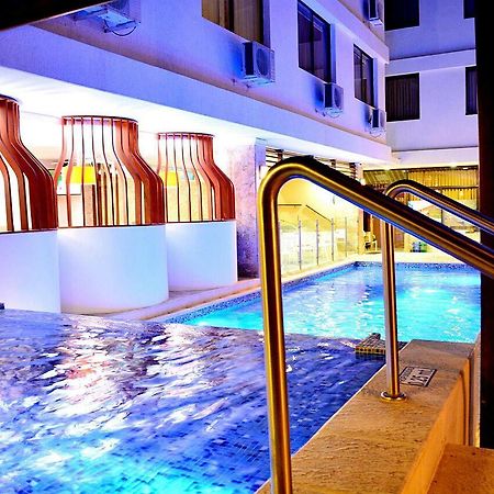 Hotel La Riviera Санта Марта Екстериор снимка