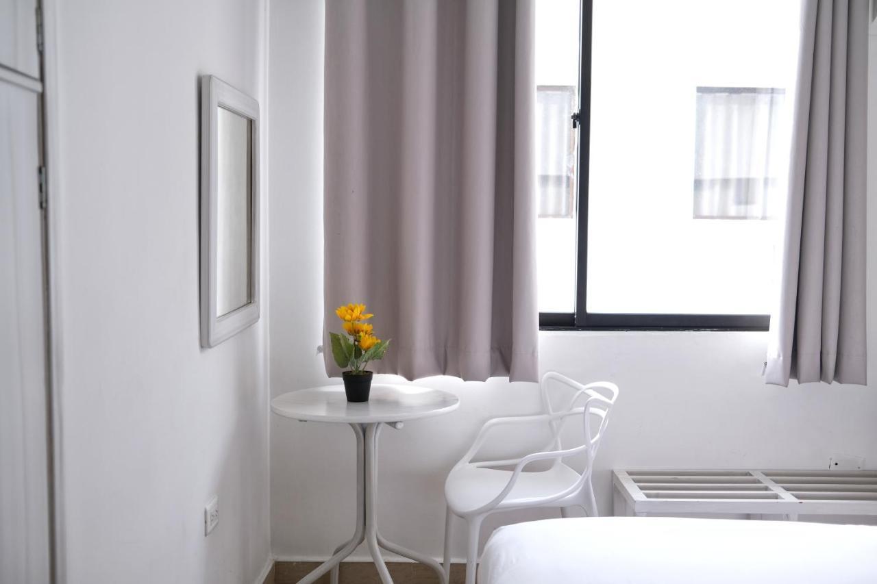Hotel La Riviera Санта Марта Екстериор снимка
