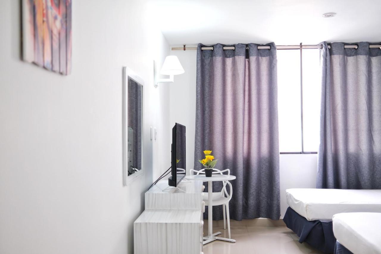 Hotel La Riviera Санта Марта Екстериор снимка