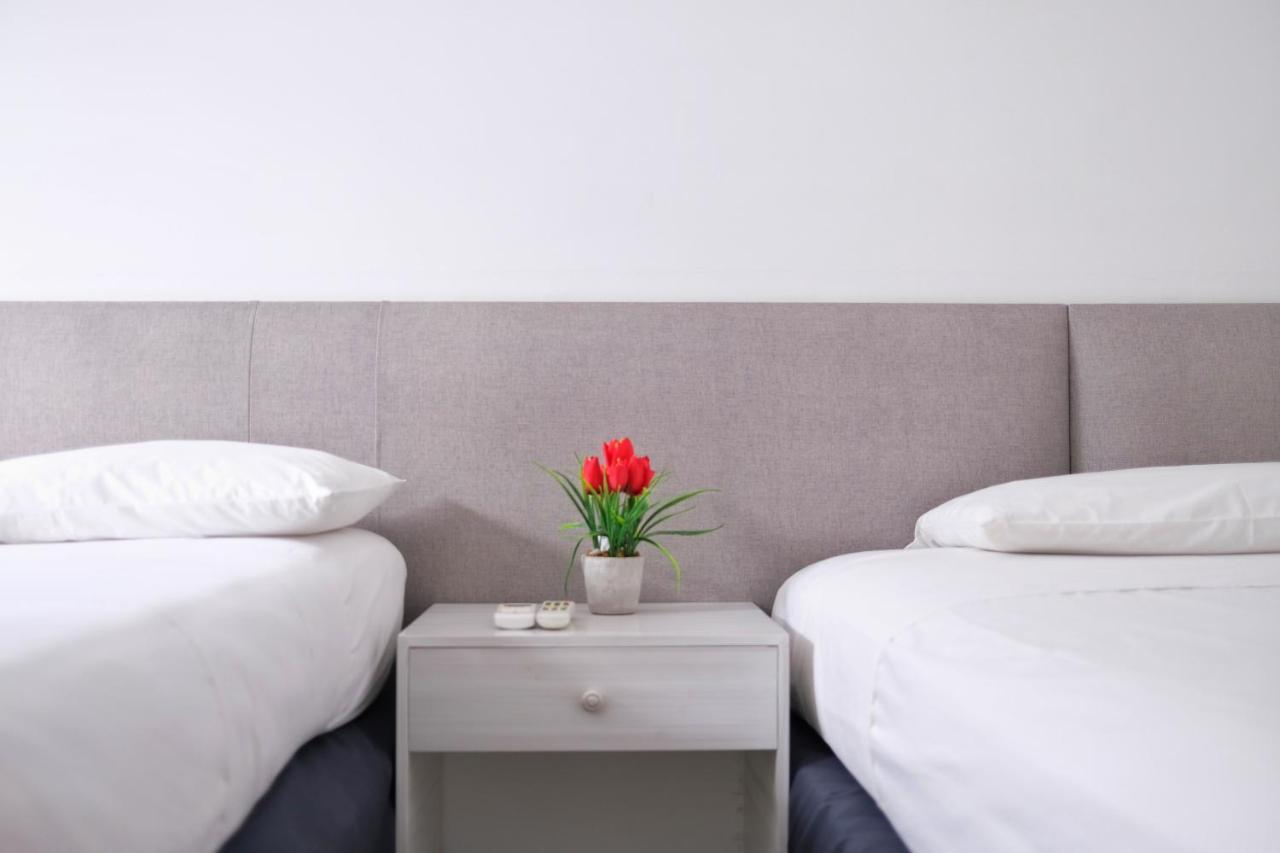 Hotel La Riviera Санта Марта Екстериор снимка