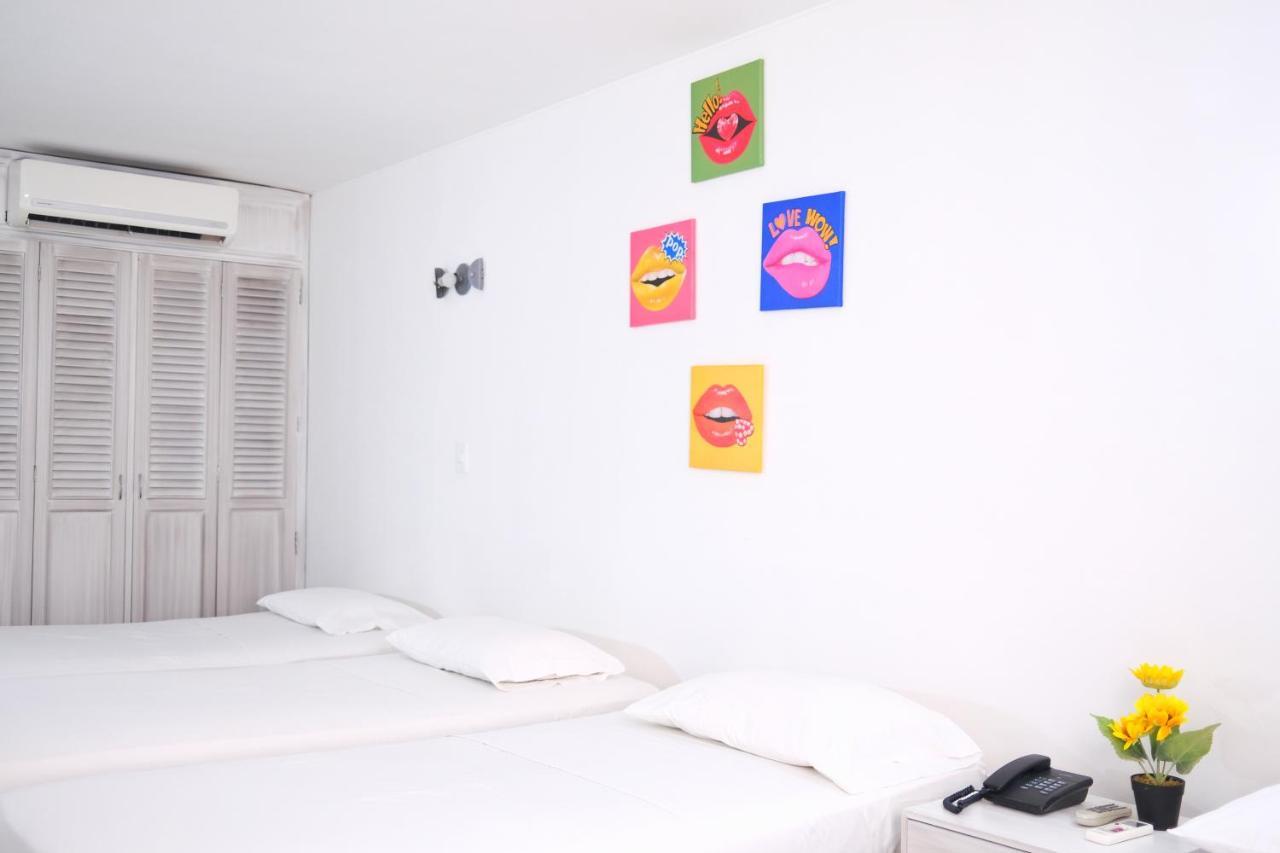 Hotel La Riviera Санта Марта Екстериор снимка