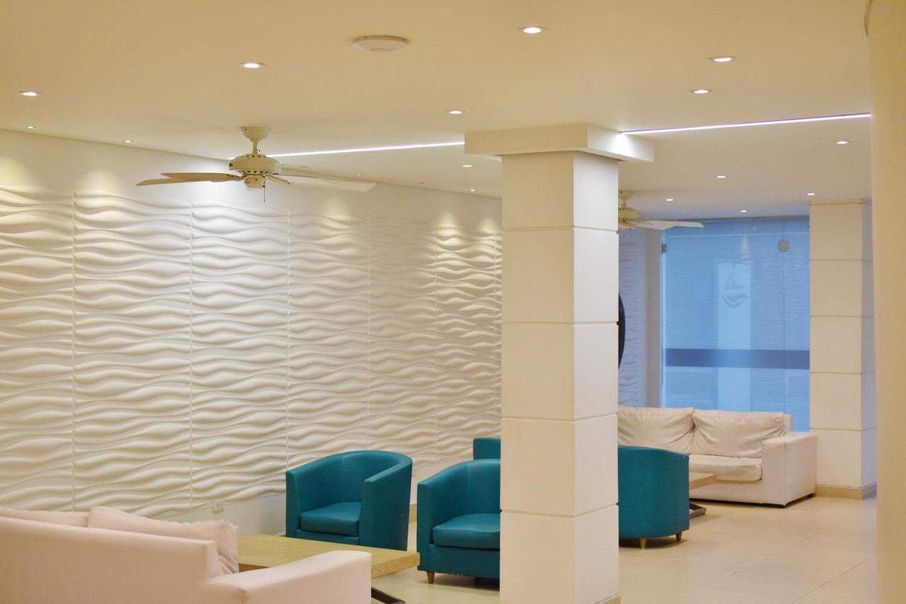 Hotel La Riviera Санта Марта Екстериор снимка